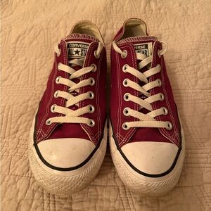 Converse Women's Maroon Flats with White Accents